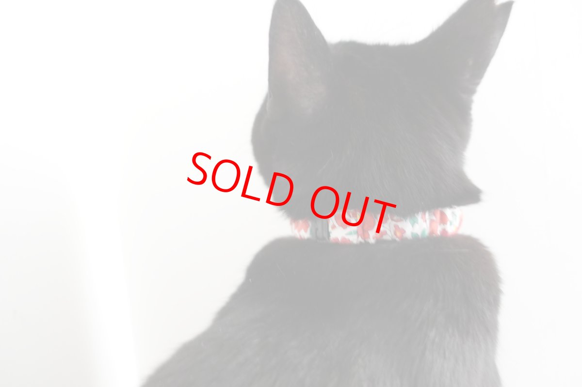 画像12: Mサイズ限定商品/招き猫ブラック鈴付き/セイフティーバックル付きシュシュ猫首輪/鹿の子柄/３色展開 (12)