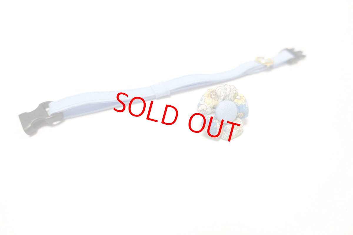 画像2: Petite Fleur/プチフルール/フラワーモチーフ猫首輪（水色） (2)