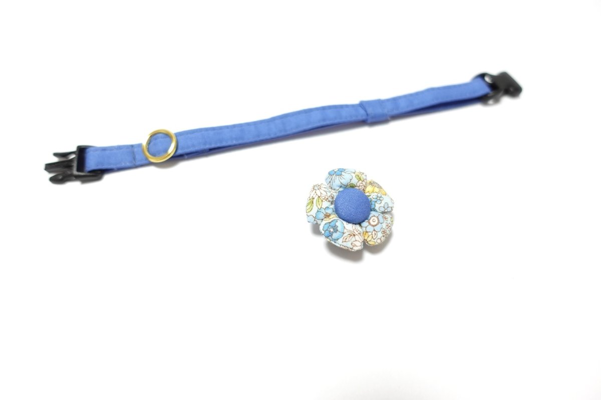 画像2: Petite Fleur/プチフルール/フラワーモチーフ猫首輪(ブルー) (2)