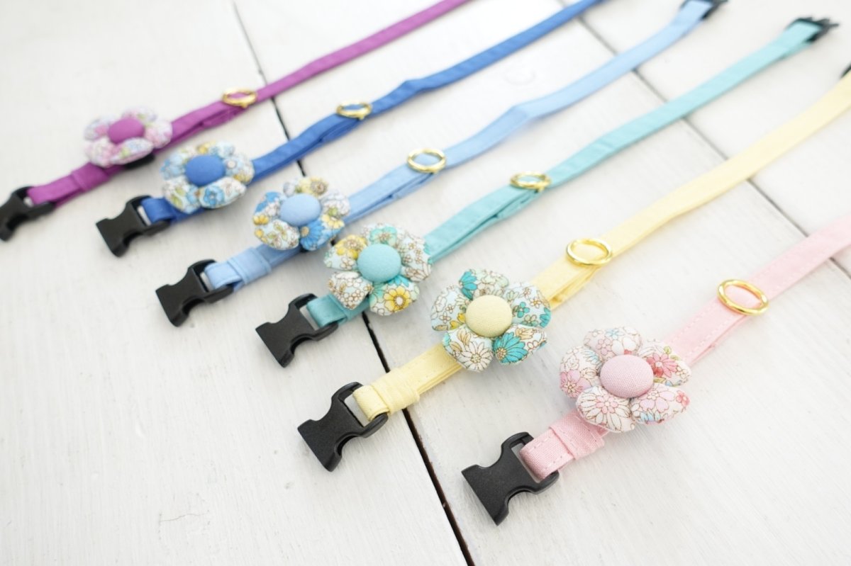 画像4: Petite Fleur/プチフルール/フラワーモチーフ猫首輪(水色) (4)