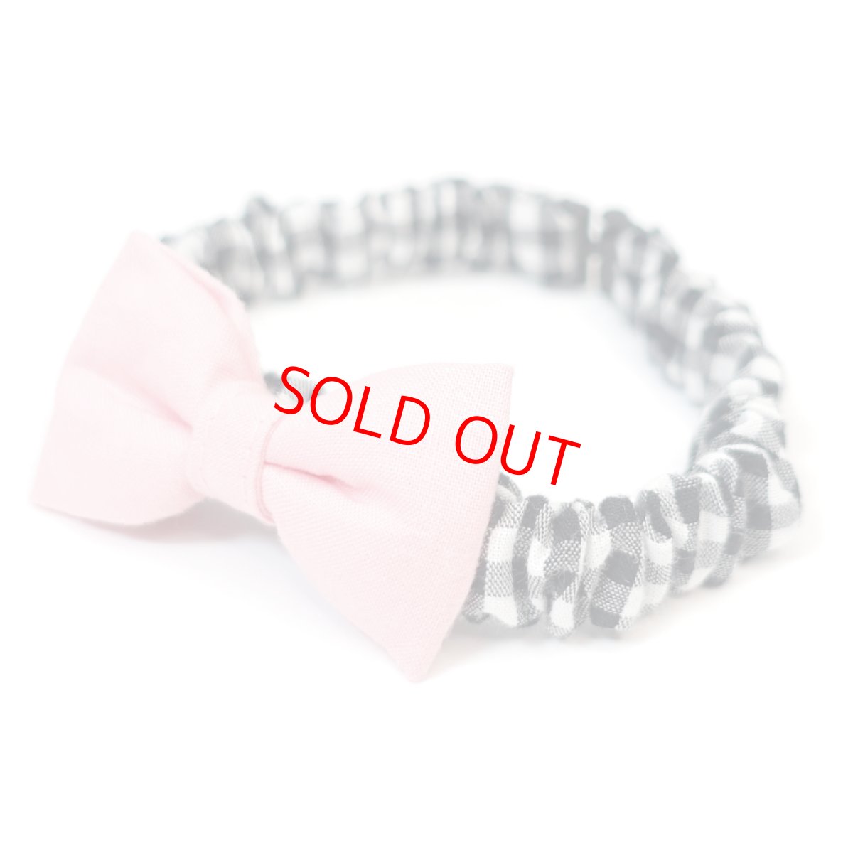 画像1: リボン・シュシュ猫首輪/セーフティーバックル付き/ブラックギンガム×無地リボン（ピンク） (1)