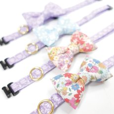 画像3: MODA・モダファブリックシリーズ・Dainty Meadow（デインティメドウ）・リボン猫首輪・（水色リボン×パープルリーフ柄首輪） (3)
