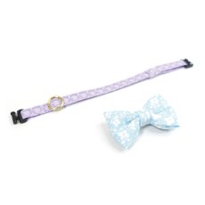 画像2: MODA・モダファブリックシリーズ・Dainty Meadow（デインティメドウ）・リボン猫首輪・（水色リボン×パープルリーフ柄首輪） (2)