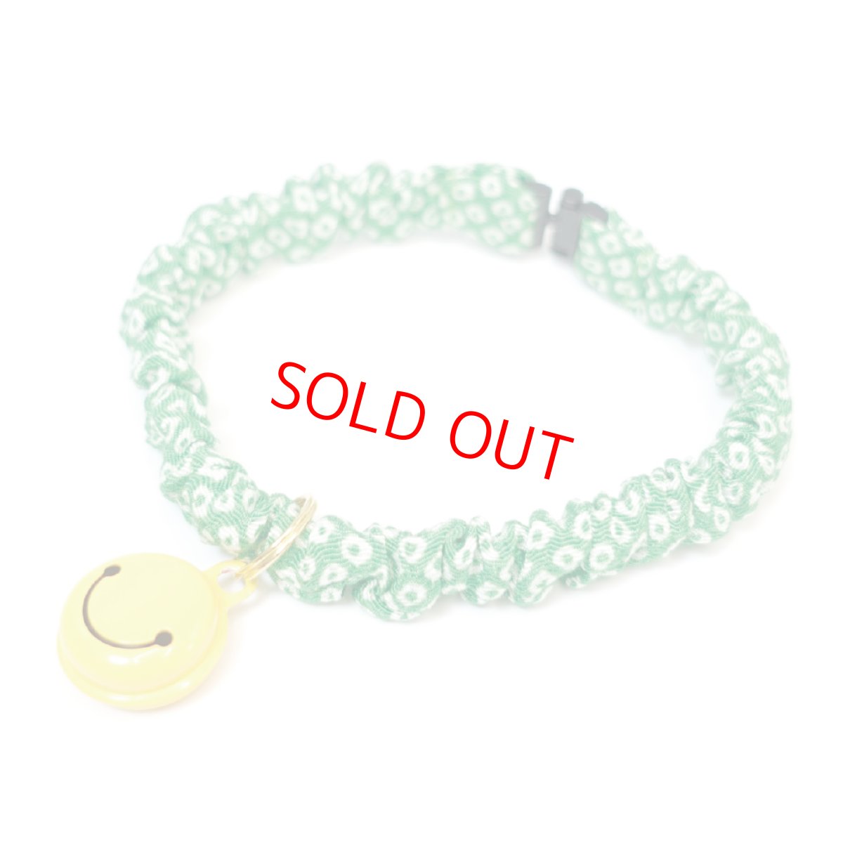 画像3: Lサイズ限定商品/スマイル鈴付き/セイフティーバックル付きシュシュ猫首輪/鹿の子柄/2色展開 (3)