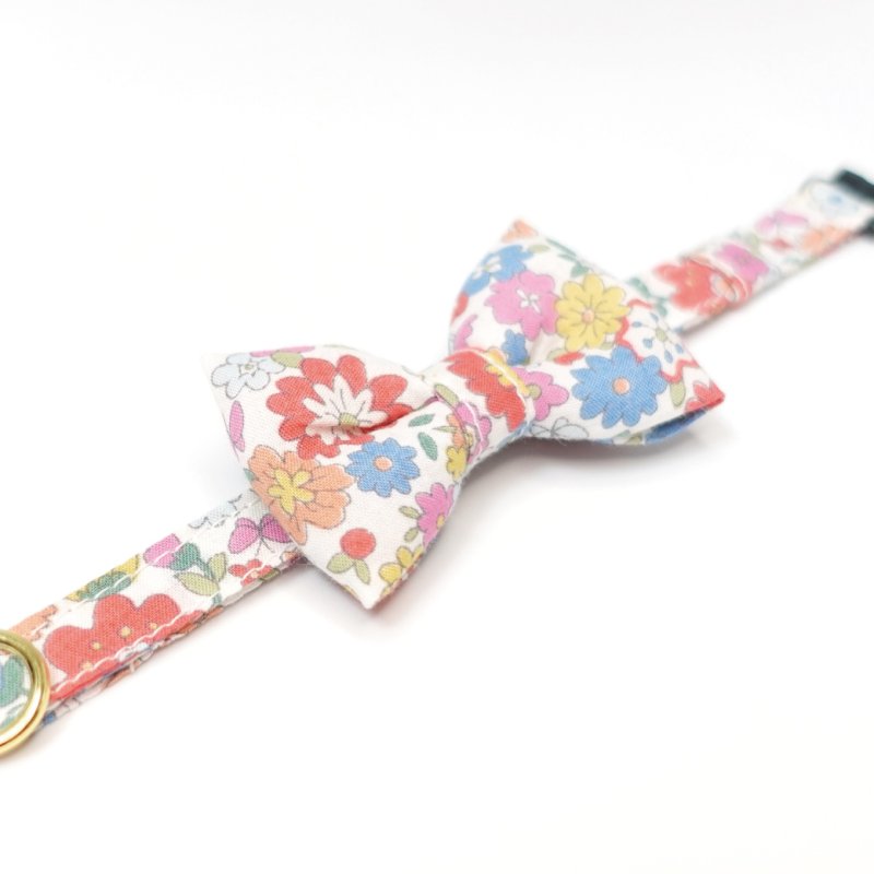 画像1: 大切な君に届けたい花束コレクションA柄・リボン猫首輪・(ブルー系小花柄リボン×ブルー系小花柄首輪)