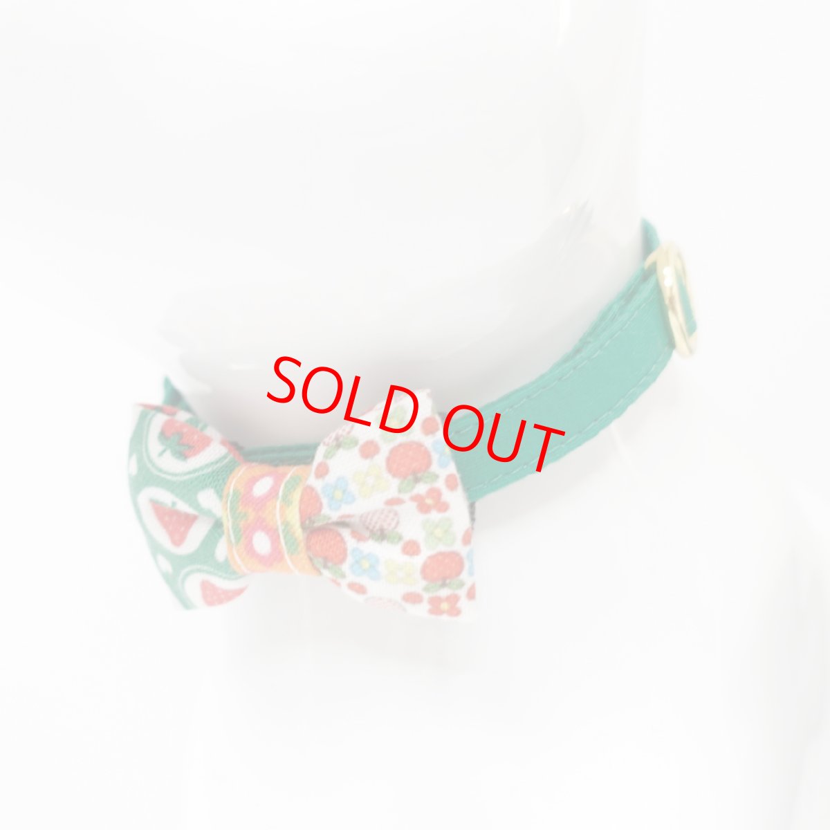 画像5: 昭和レトロな左右柄違い・ミニリボン猫首輪（I柄） (5)