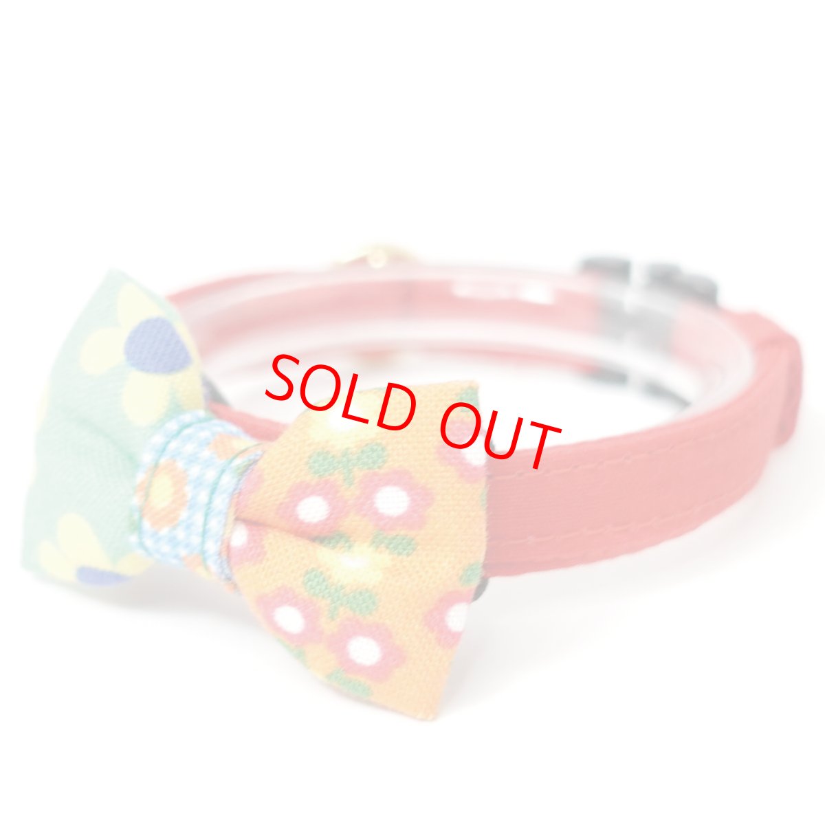 画像3: 昭和レトロな左右柄違い・ミニリボン猫首輪（M柄） (3)