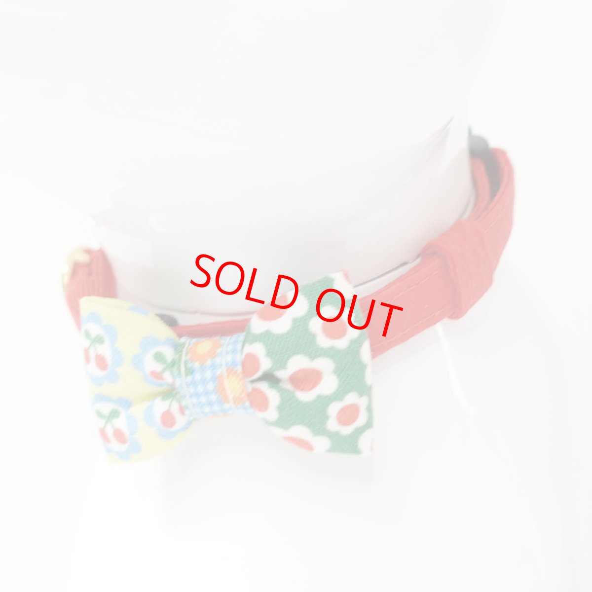 画像4: 昭和レトロな左右柄違い・ミニリボン猫首輪（G柄） (4)