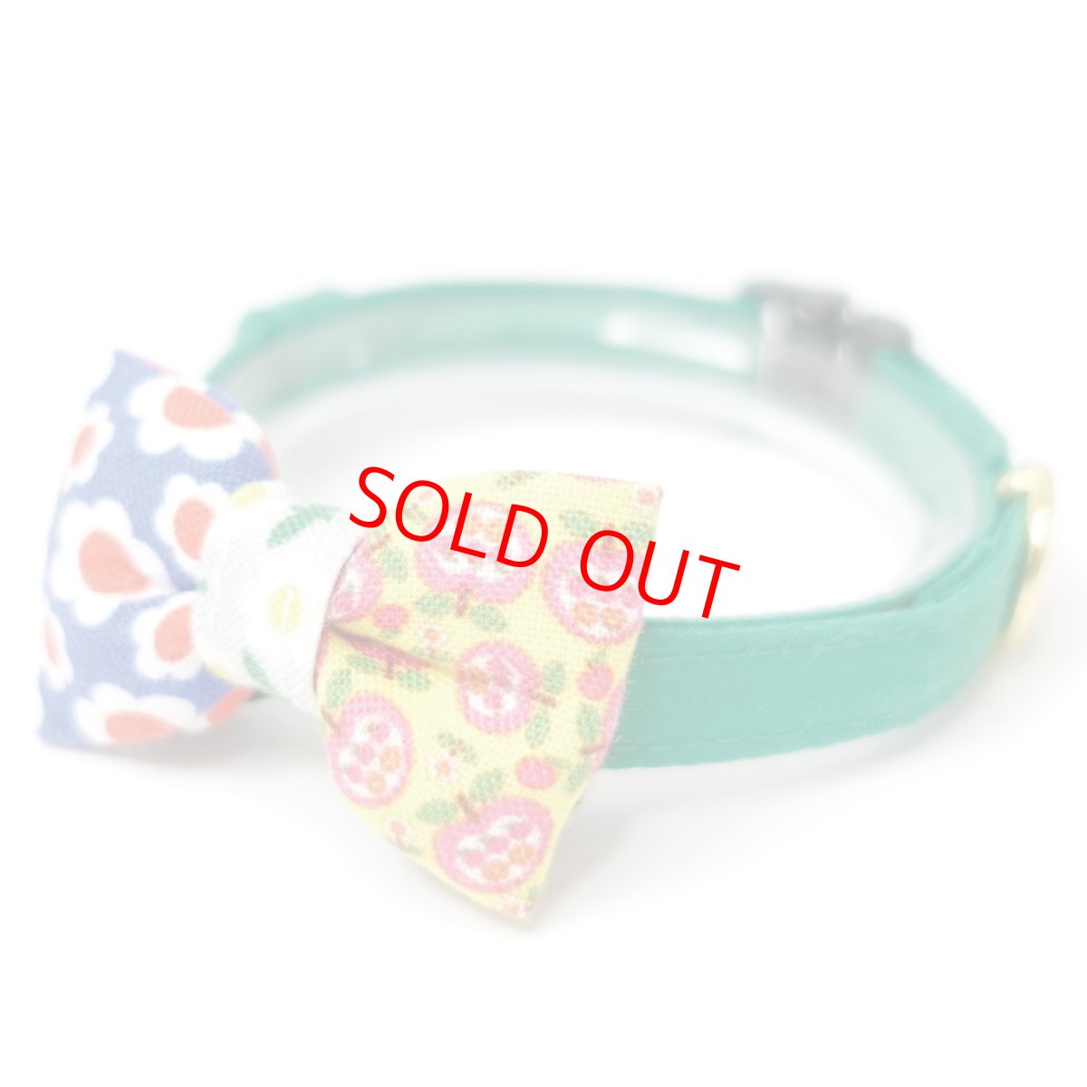 画像3: 昭和レトロな左右柄違い・ミニリボン猫首輪（F柄） (3)