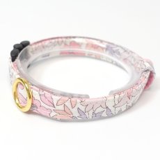 画像1: エアリー首輪・LIBERTY Fabrics・リバティ・ファブリックス猫首輪（Poppy＆Daisy ）ポピー＆デイジー リバティ/ピンク (1)