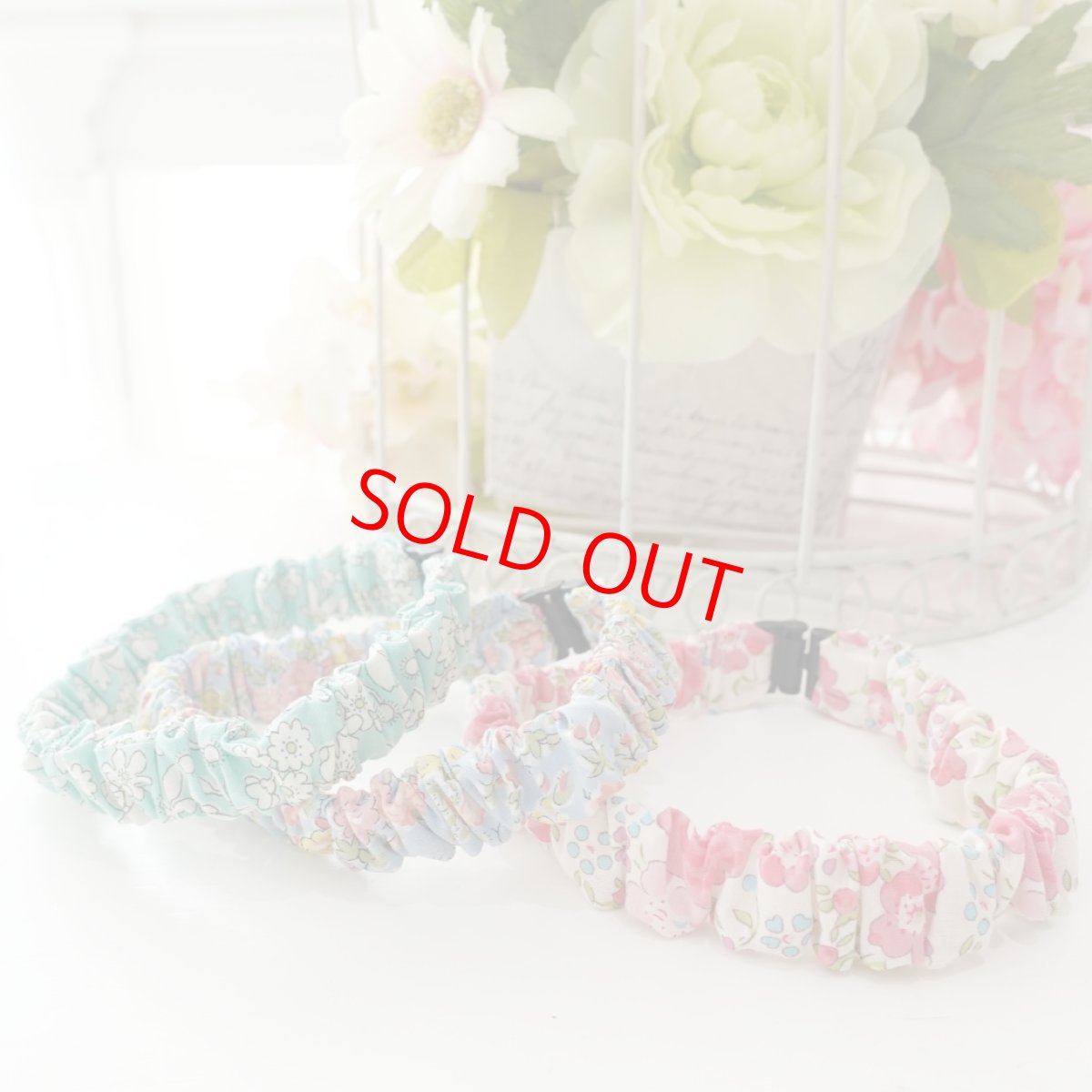 画像3: エアリーシュシュ・LIBERTYファブリック・シュシュ猫首輪・猫首輪（リバティプリントテイタム：復刻色）ブルー系 (3)