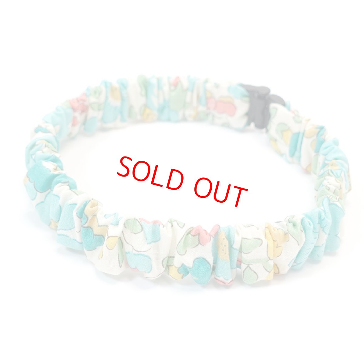 画像2: エアリーシュシュ・LIBERTYファブリック・シュシュ猫首輪・猫首輪（リバティプリント Betsy（ベッツィー））グリーン (2)