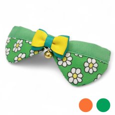 画像1: リボンチャーミー衿付首輪＆鈴付きダブルリボン（レトロなお花さんグリーン）オレンジ・グリーン２色展開 (1)