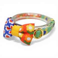 画像1: 懐かしさをまとう 昭和レトロフラワー｜左右で柄が異なるミニリボン首輪  H柄【限定1点】 (1)