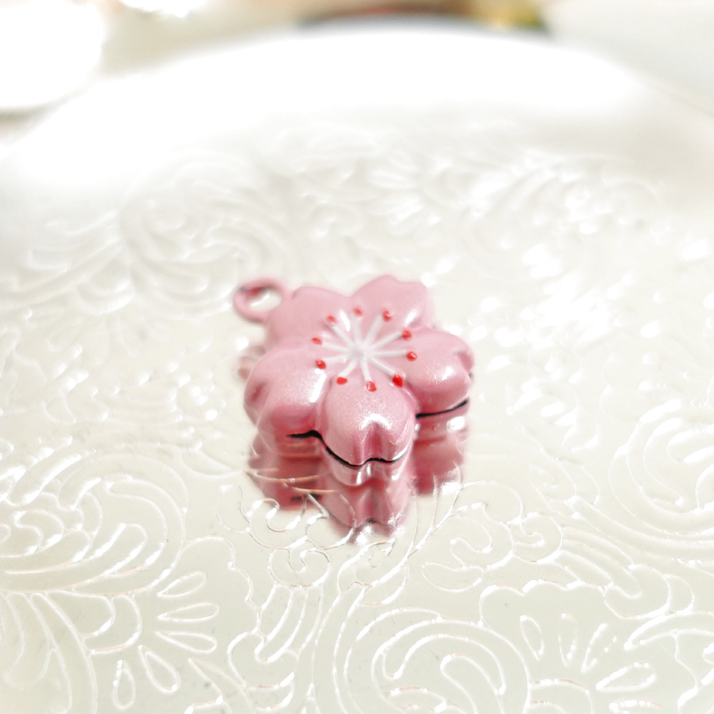 桜モチーフ鈴（ピンク）