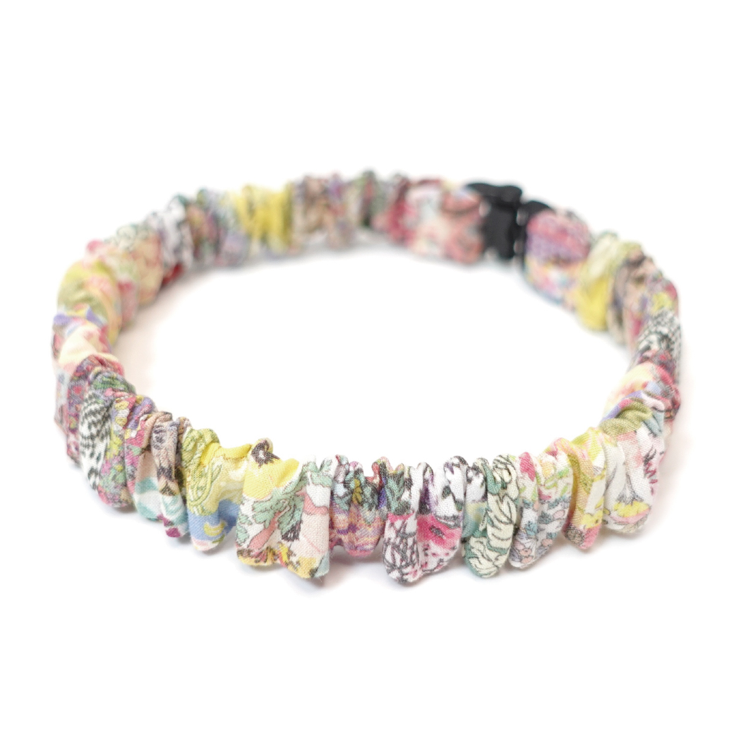 エアリーシュシュ・LIBERTYファブリック・シュシュ猫首輪・Archive patchwork （アーカイブパッチワーク）パステルイエロー＆ピンク